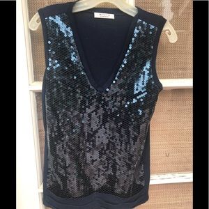 Navy blue vneck T-shirt with sequins on front